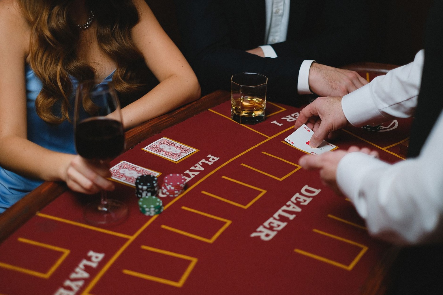 Cómo funcionan los límites de depósito y retiro en los casinos online — Consejos para manejar tus límites Cómo funcionan los límites de depósito y retiro en los casinos online — Consejos para manejar tus límites